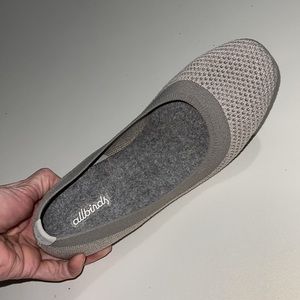 allbirds Treebreezers gray slip on flexible shoes.